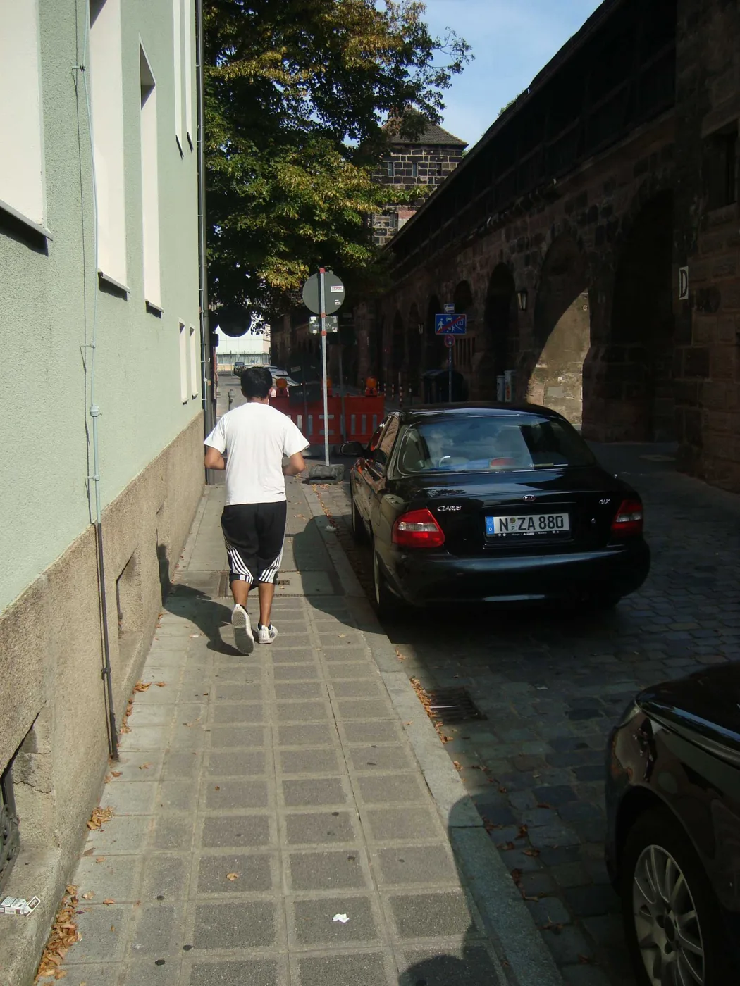 Training for Chicago Marathon While Backpacking Germany in 2009